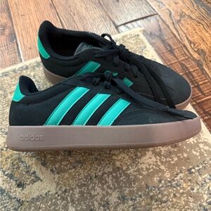 Adidas Men's Black and Teal Sneakers